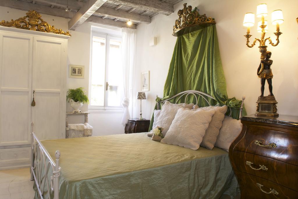 Le Stanze Del Cardinale Bed and Breakfast Pavia Rum bild