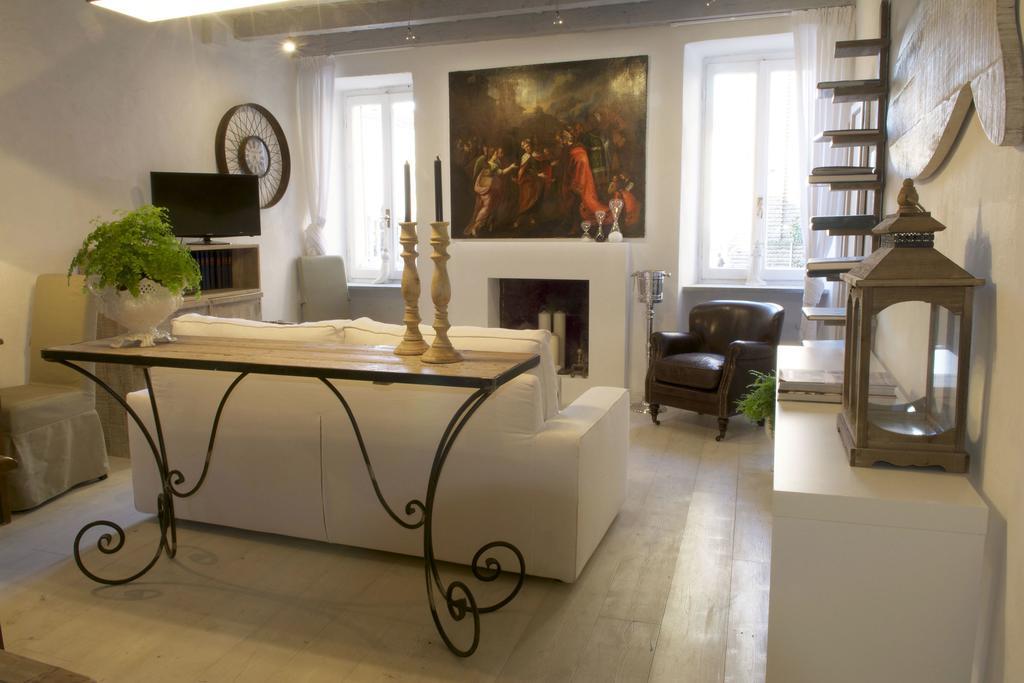 Le Stanze Del Cardinale Bed and Breakfast Pavia Rum bild