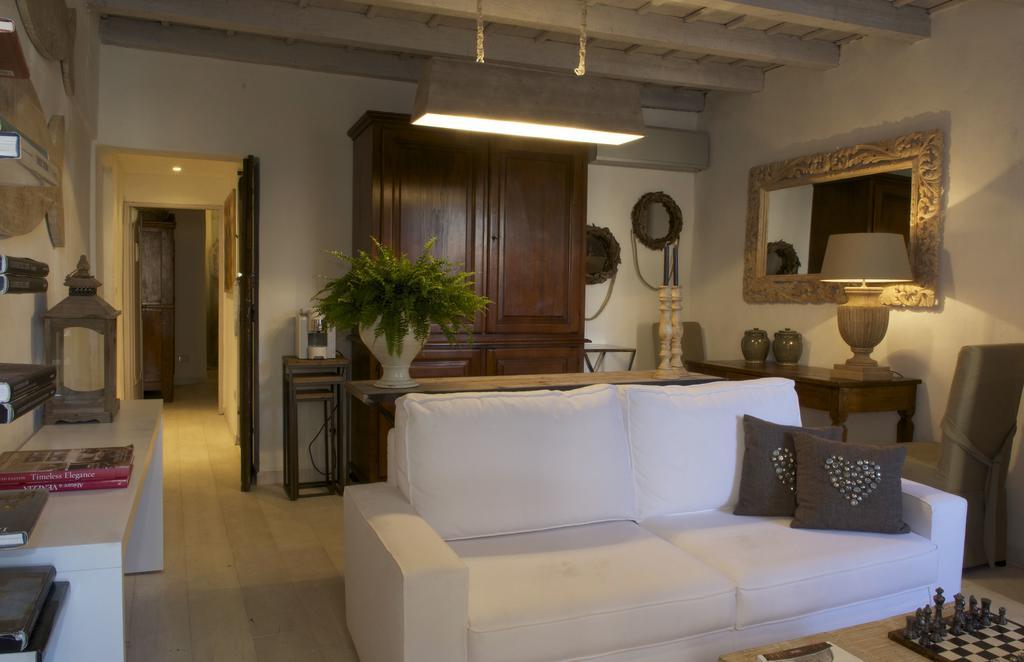 Le Stanze Del Cardinale Bed and Breakfast Pavia Rum bild