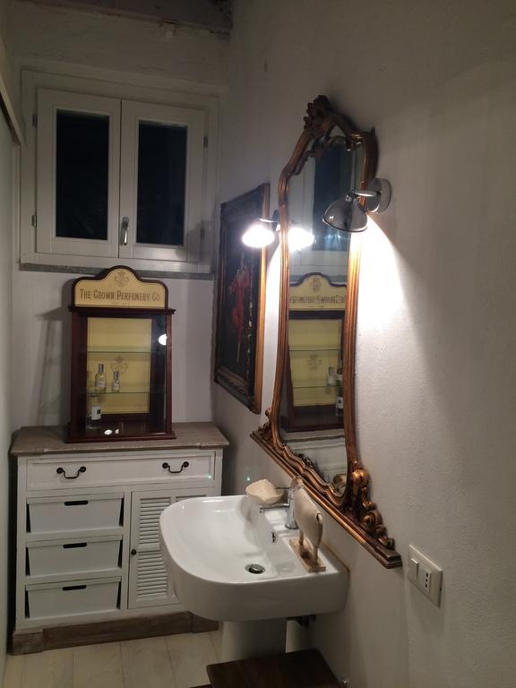Le Stanze Del Cardinale Bed and Breakfast Pavia Rum bild