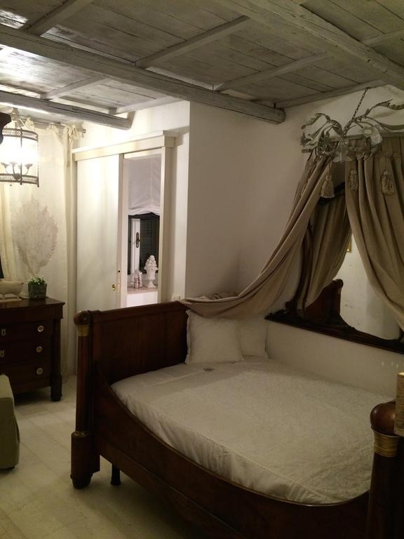 Le Stanze Del Cardinale Bed and Breakfast Pavia Rum bild