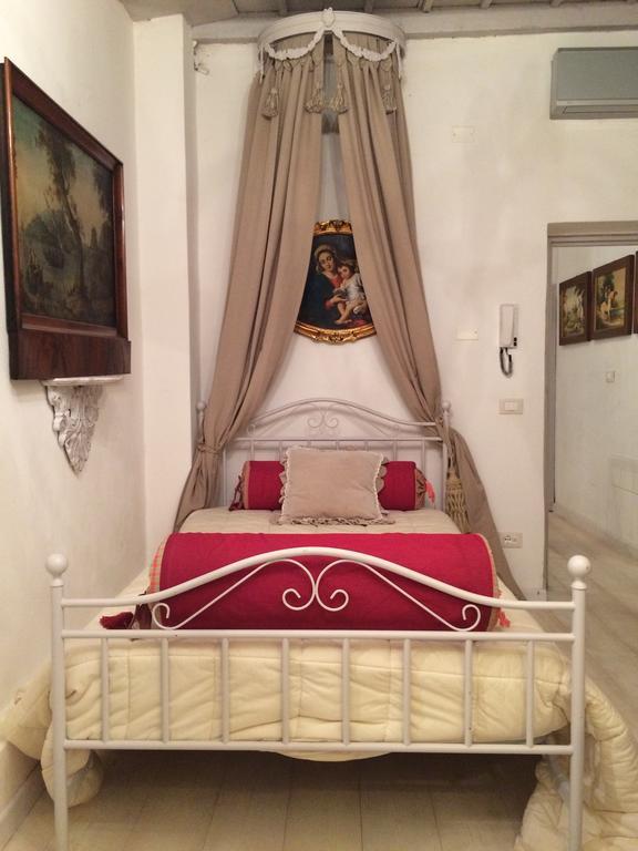 Le Stanze Del Cardinale Bed and Breakfast Pavia Rum bild