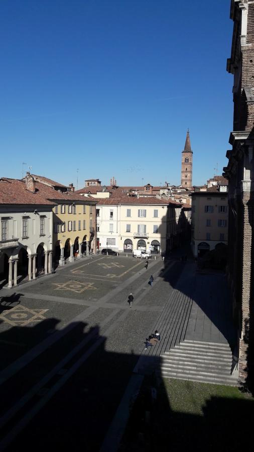 Le Stanze Del Cardinale Bed and Breakfast Pavia Exteriör bild